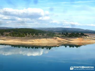 Ruta de las Caras-Embalse de Buendía; la acebeda viajes agosto la pedriza rutas